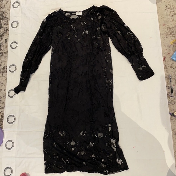 Dresses & Skirts - Dress